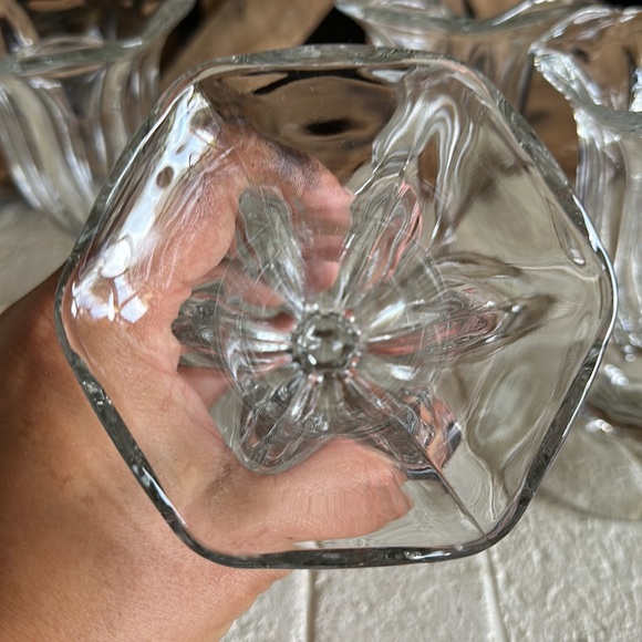 Vintage style soda fountain glasses set of 4 (33?) - Picture 2 of 7